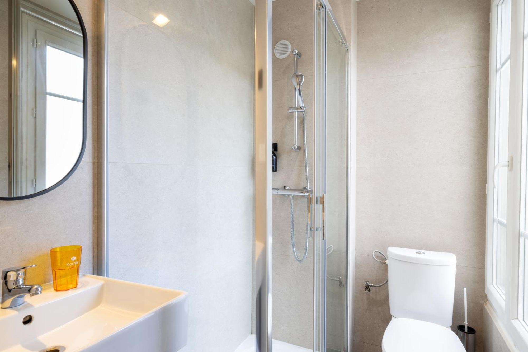 Korner Montmartre Hotel Paris Ngoại thất bức ảnh