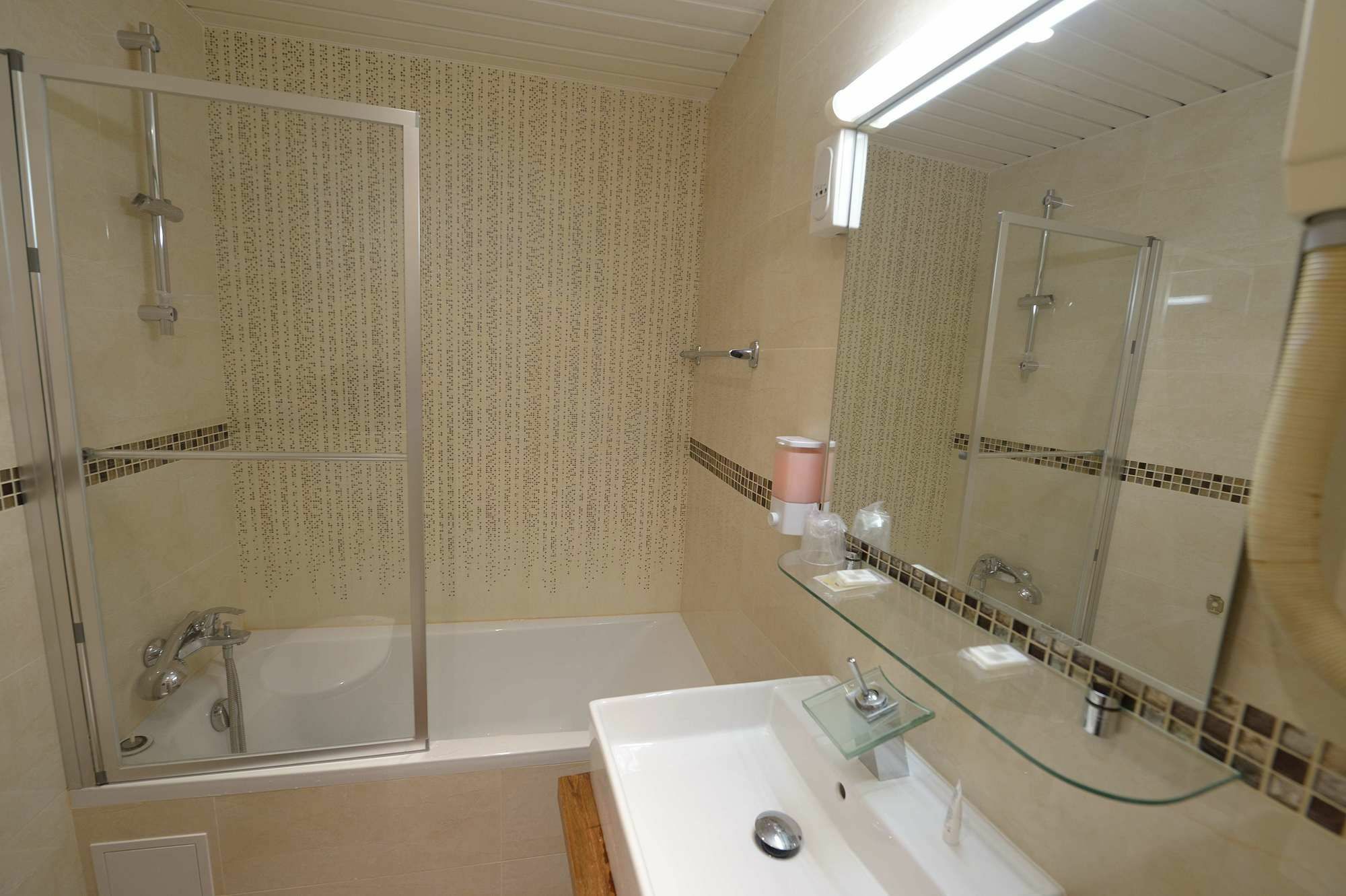 Korner Montmartre Hotel Paris Ngoại thất bức ảnh