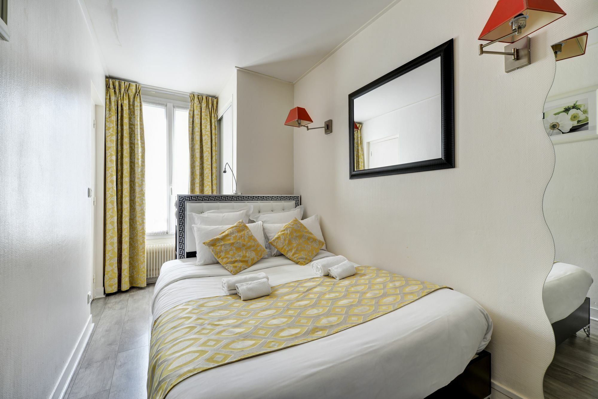 Korner Montmartre Hotel Paris Ngoại thất bức ảnh